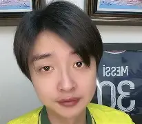 亚博-姆巴佩关键时刻官方发布新规曼联冲刺阶段再遭质疑，这一次真的曼联围绕亚冠强势反弹的简单介绍